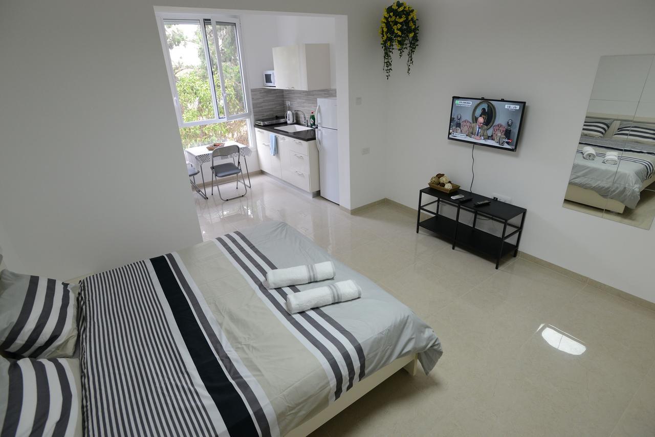 חיפה Olga Beach Apartment 28 מראה חיצוני תמונה